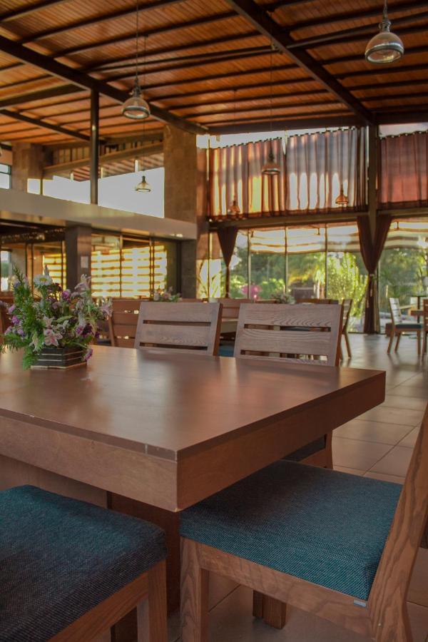 Hotel Rancho Tabachines Zitacuaro Екстер'єр фото