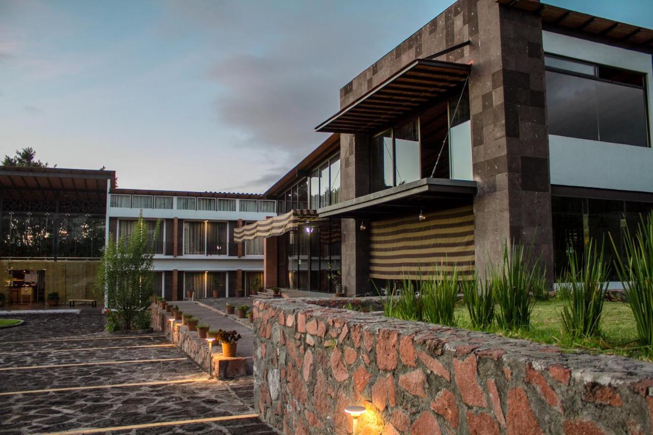 Hotel Rancho Tabachines Zitacuaro Екстер'єр фото