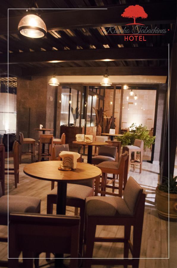 Hotel Rancho Tabachines Zitacuaro Екстер'єр фото