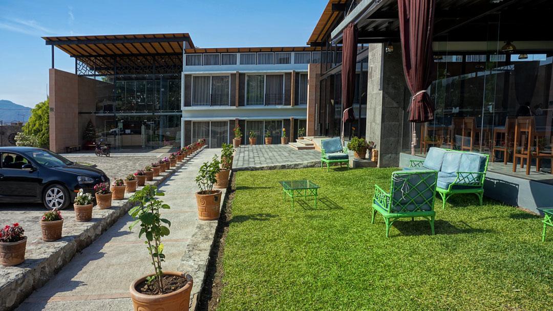 Hotel Rancho Tabachines Zitacuaro Екстер'єр фото