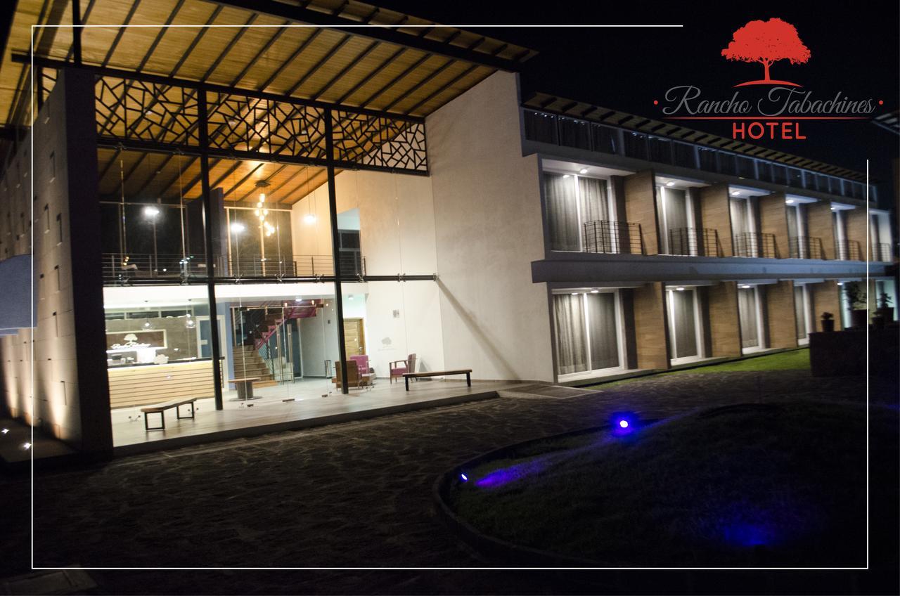 Hotel Rancho Tabachines Zitacuaro Екстер'єр фото